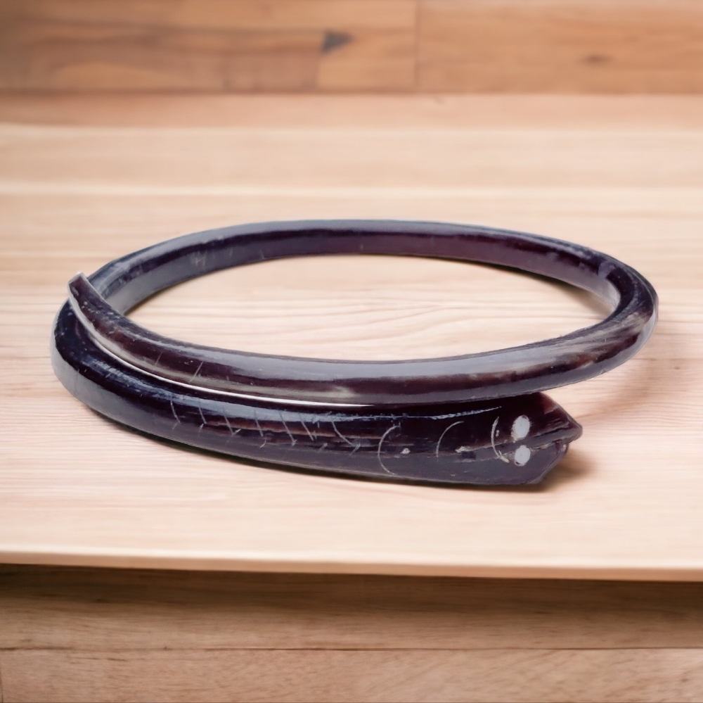 🐍 Antique Victorian carved horn snake bracelet